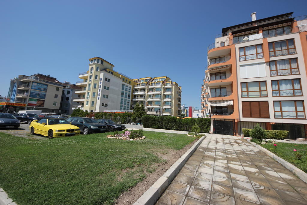 Menada Sea Regal Apartments 써니비치 외부 사진