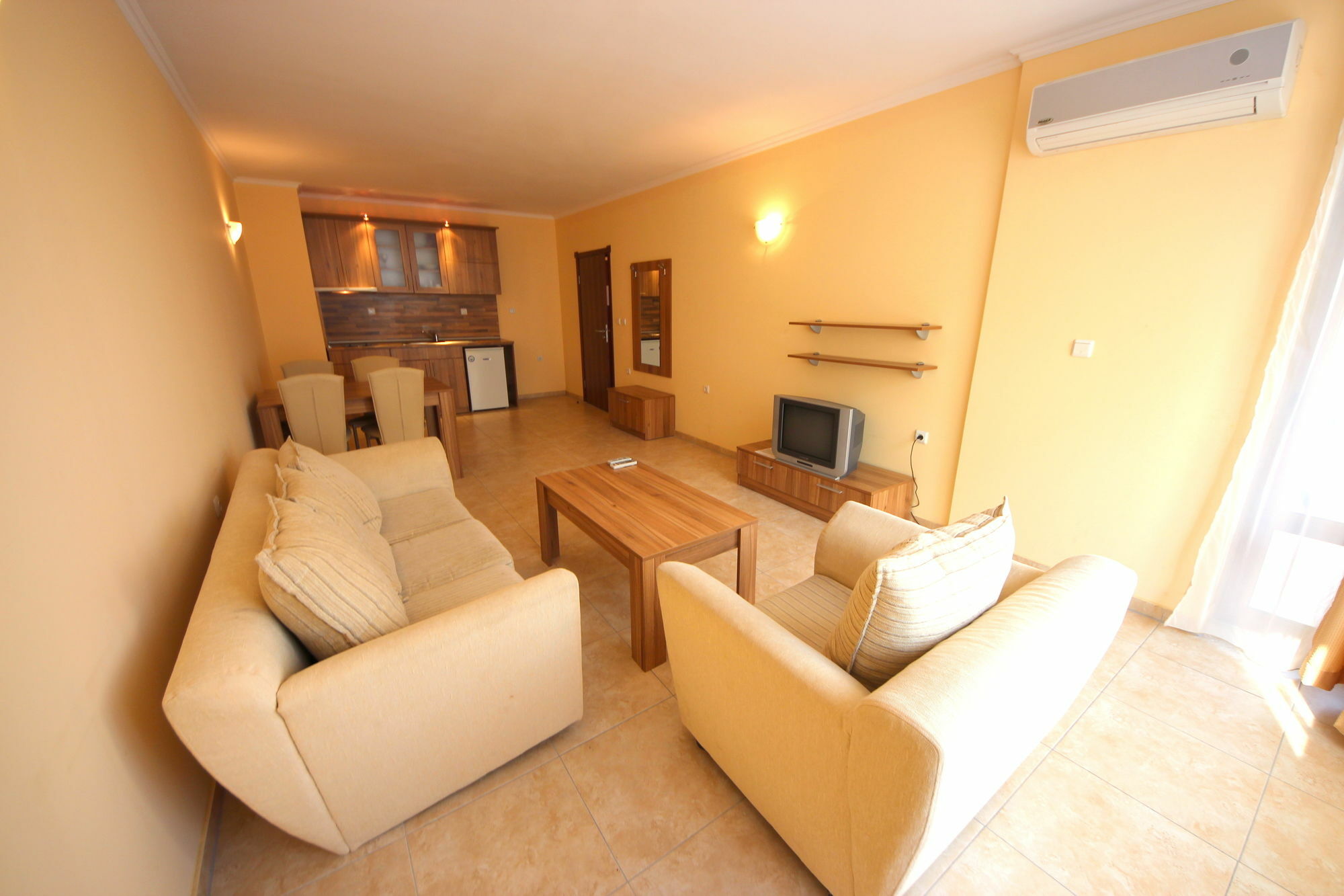 Menada Sea Regal Apartments 써니비치 외부 사진